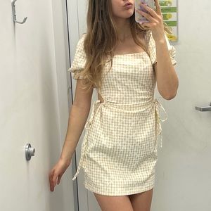 Summer dress girl next door plaid yellow floral open hips adjustable size xs